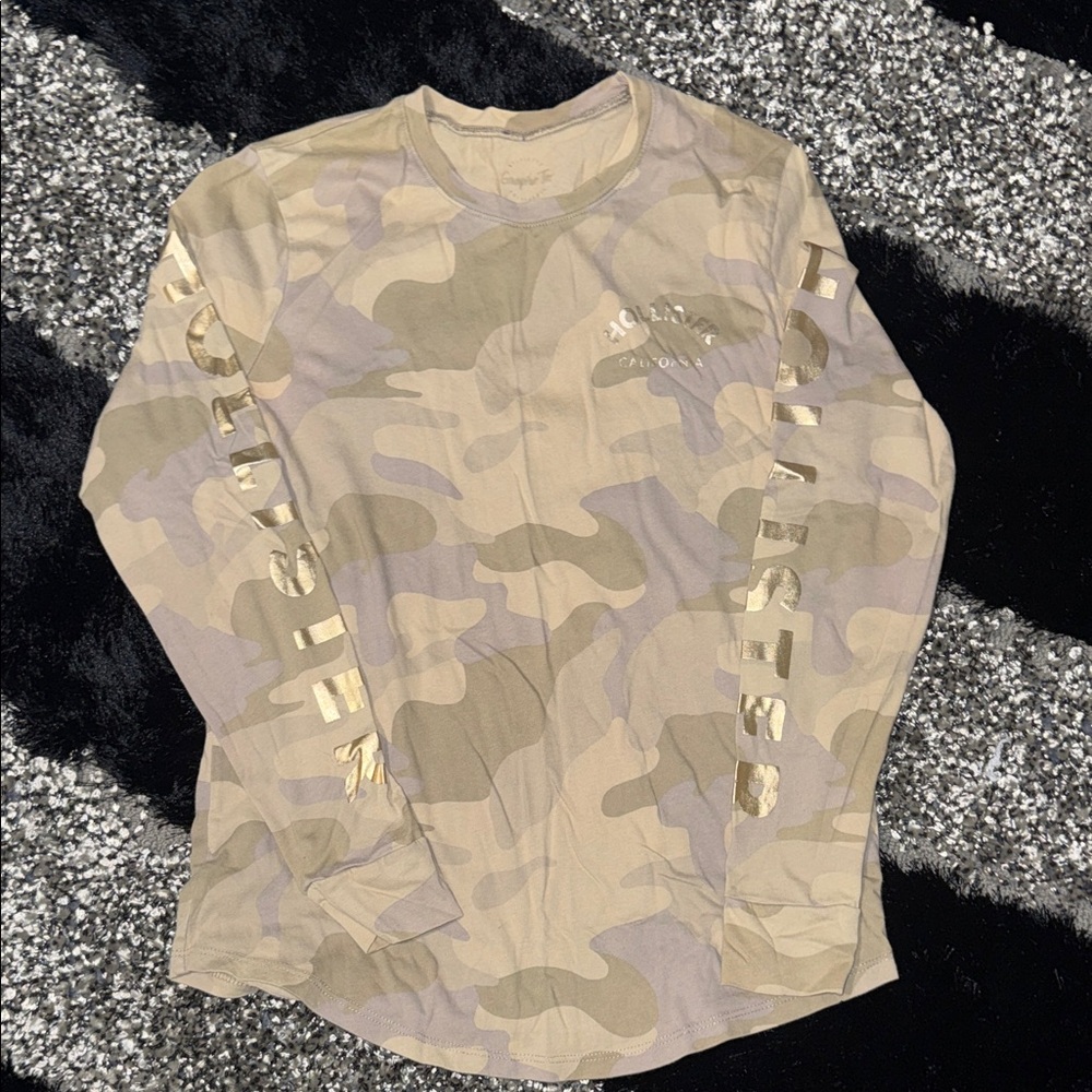 Hollister Beige Camouflage Tee